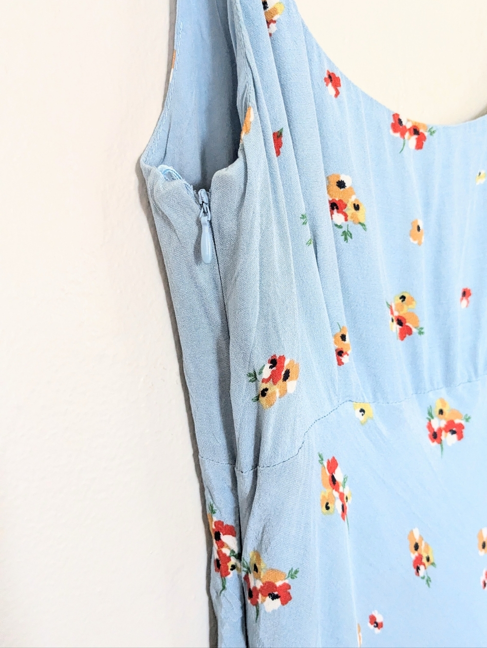 ASTR the Label Blue Floral Midi Maxi Dress Size Medium - Picture 5 of 5